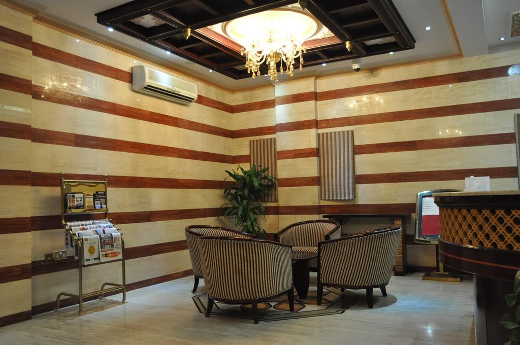 Sahara Hotel Apartments Маскат Екстериор снимка